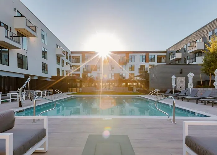 Arcadia Retreat Pool, Fire Pits, Gym