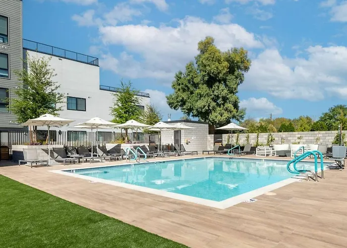 Apartment Arcadia Retreat Pool, Fire Pits, Gym *